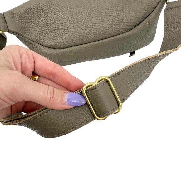 OLIVEVE Willa Waist Bag Convertible Crossbody Italian Buffalo Leather Gray Tan - Picture 9 of 11